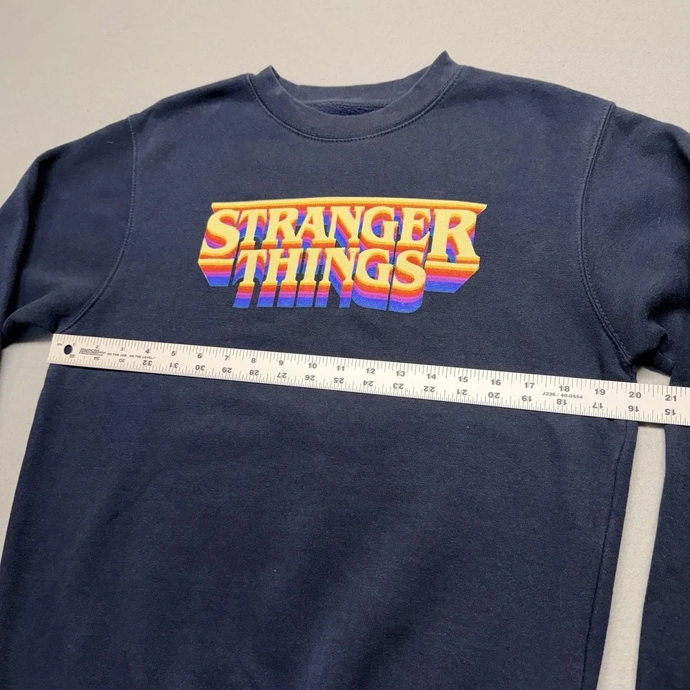 Netflix Stranger Things Rainbow‎ Logo Crewneck Sweatshirt – Navy – Size Small